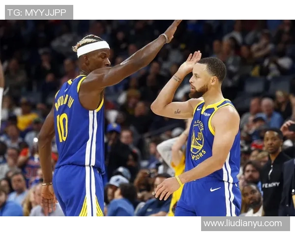 2005年NBA季后赛火箭与小牛的精彩对决回顾与分析